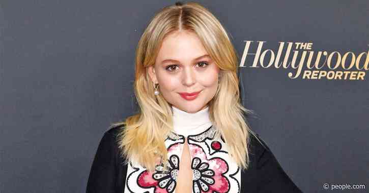 Gossip Girl Reboot Casts Code Black Actress Emily Alyn Lind in Lead Role