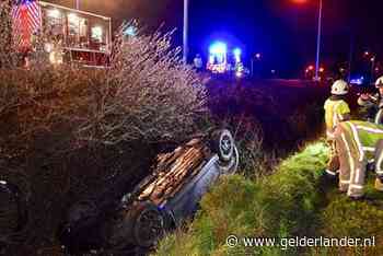 Ritje naar verjaardagsetentje eindigt in nachtmerrie: Vlaamse ligt 2 uur hulpeloos in sloot