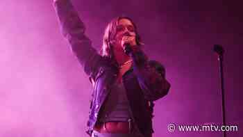 Tove Lo Sang With Charli XCX And Danced With A Broken Foot At Her L.A. Show