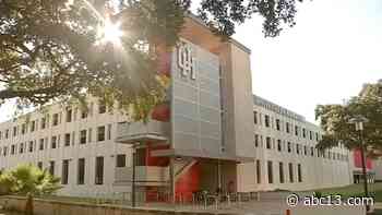 University of Houston promises tuition support to students with families earning up to $65K - KTRK-TV