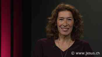 Tatort-Star Adele Neuhauser - «Ich habe einfach beschlossen, zu glauben - jesus.ch