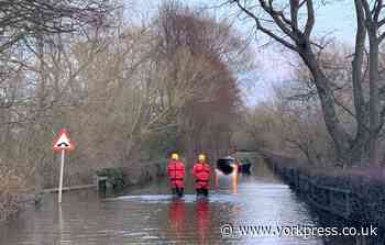 Elderly woman rescued from car stuck in flood water in Ulleskelf