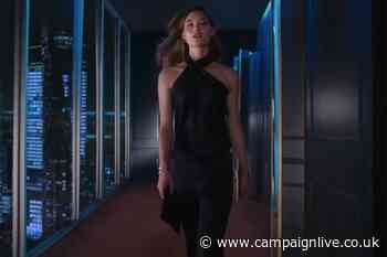 Estee Lauder reviews UK media account