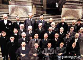 Ryan Reynolds thanks Global Edmonton anchor for sharing old photo grandfather