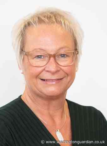 Mental health nurse retires after dedicating 37 years to the NHS