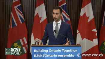 Ontario backs down on class sizes, e-learning in teacher negotiations