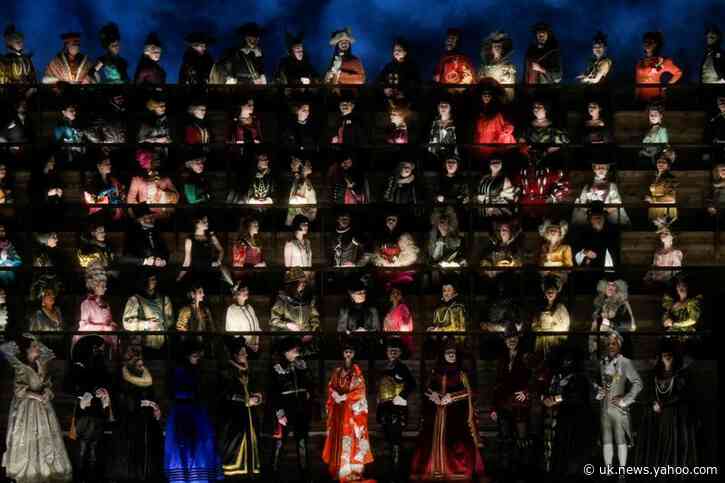 Louis Vuitton's clash of styles wraps up Paris Fashion Week