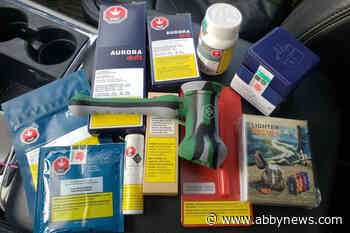 B.C. minor hockey association apologizes after 8-year-old wins $200 cannabis prize at tournament