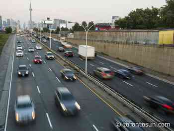Alleged wrong-way drunk driver charged after crash on Gardiner - Toronto Sun