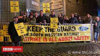 South Western Railway guard strikes suspended