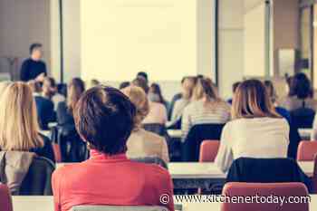 Ontario backs down on class sizes, e-learning in teacher negotiations - KitchenerToday.com