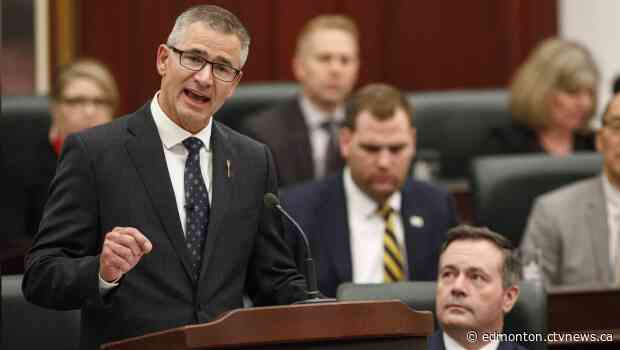 No money available for teacher salary increases: Alberta finance minister