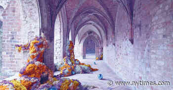 How Floral Arrangements Began to Take Over the Table — and the Entire Room