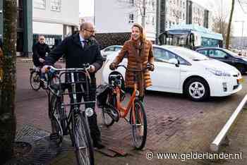 De minister van de woondeal bezoekt Arnhem en Nijmegen en gelooft dat het goed komt