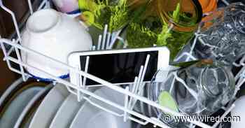 Tips for Disinfecting Your Phone, Vanishing Tweets, and More News