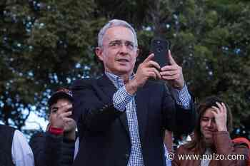 El nuevo y “pequeño” impuesto que propone Álvaro Uribe para que se cobre en Colombia - Pulzo