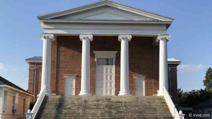 Pennsylvania county restricts immigration agents after courthouse arrest