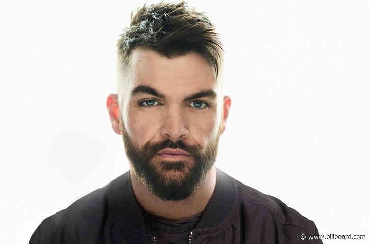 Makin’ Tracks: Dylan Scott’s ‘Nobody’ Takes a Relationship On a Gospel Ride
