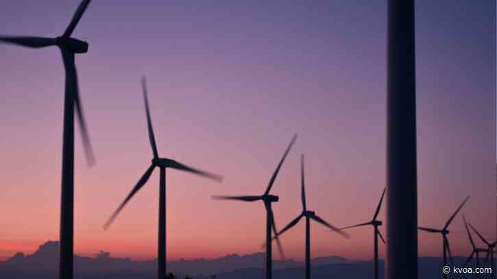 Wind farm construction to bring 300 jobs to northwestern Arizona