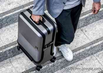 SPLIT dual access carry-on suitcase