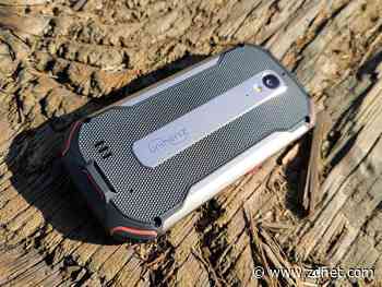 Unihertz Atom XL hands-on: Four-inch display, 48MP camera, and DMR support for less than $330