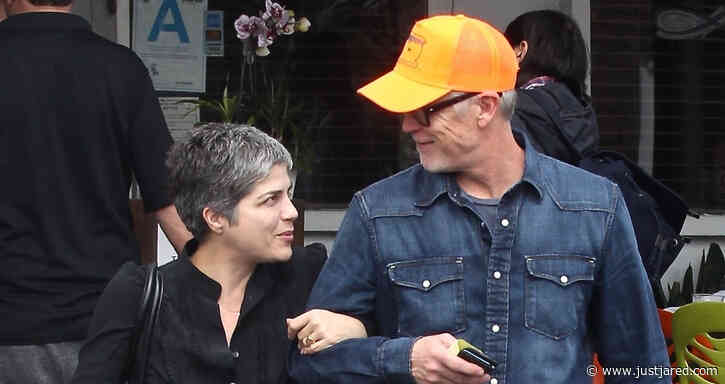 Selma Blair & Boyfriend Ron Carlson Look Smitten at Brunch!
