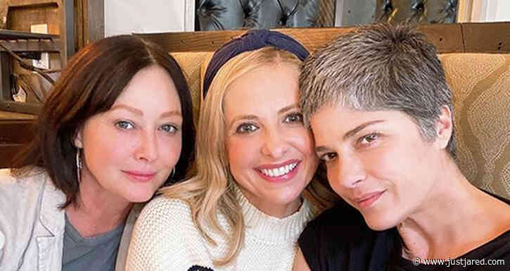 Selma Blair Grabs Lunch With Sarah Michelle Gellar & Shannen Doherty