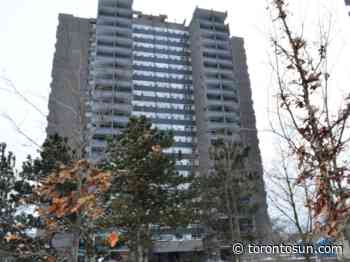 Condo management confirms building security guard has coronavirus - Toronto Sun