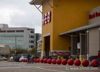 Coronavirus live updates: Fort Bend officials set up phone bank to answer residents' questions