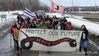 As Kahnawake rail blockade comes down, protesters demand Indigenous rights be respected