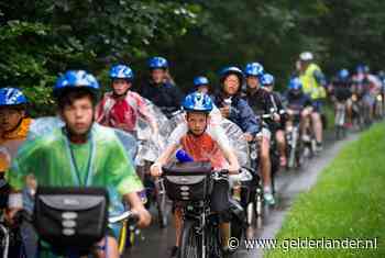 ‘De eerste keer in de 70 jaar dat we ergens moeten betalen om de kinderen te laten slapen’