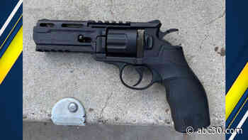 Student arrested after bringing replica gun to Hoover High School in Fresno