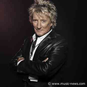 Rod Stewart 'struck' security guard in 'retaliation' in a row on New Year's Eve