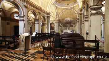 Coronavirus: Faith groups offer advice on shaking hands and sharing hymn books