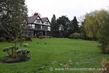 Bhaktivedanta Manor shuts after worshipper tests positive for coronavirus