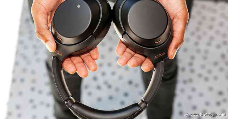 Save $100 on Sony’s excellent WH-1000XM3 wireless, noise-canceling headphones
