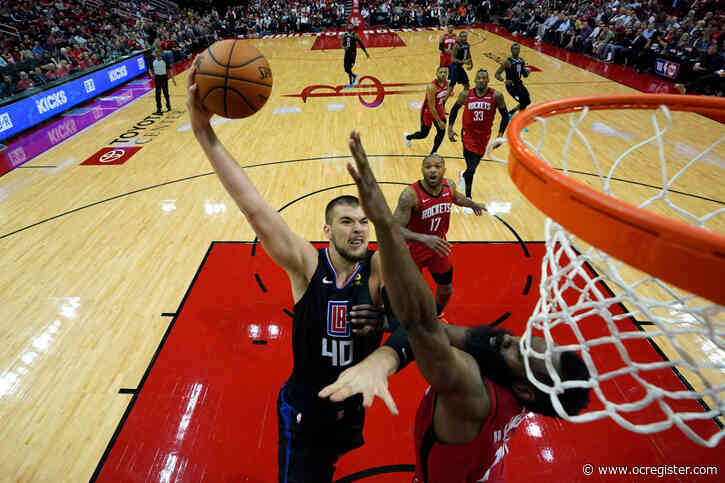 Clippers’ Ivica Zubac proves a problem against Houston