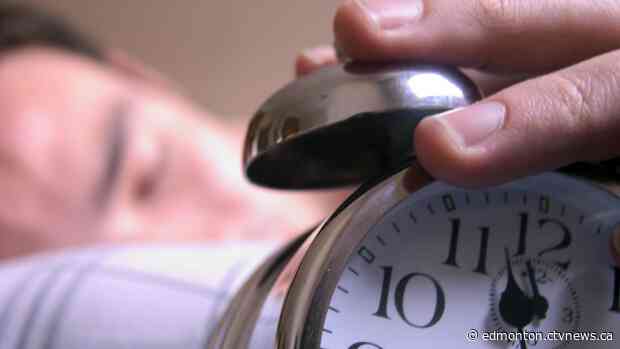 Kenney supports ending DST, but says government has more consultations to do