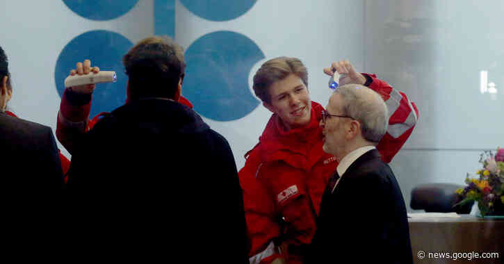 Oil Prices Nose-Dive as OPEC and Russia Fail to Reach a Deal - The New York Times