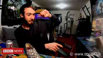 Twitch suspends gamer Carl Reimer after shooting gun