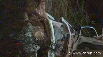 3 dead in 'devastating' wreck near Lake Houston - Chron