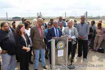 Deadline set for Union Pacific's revised plan to clean up contaminated Houston rail yard - Houston Chronicle