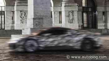 Maserati MC20 appears in artsy, blurry teaser