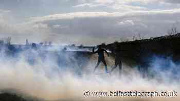 Clashes as migrants try to cross Turkey-Greece border