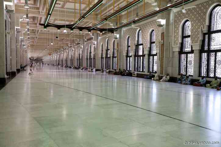 Saudi Arabia asks people arriving from four countries to self-quarantine