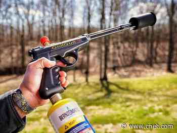The GrillGun fires up your charcoal grill -- fast     - CNET