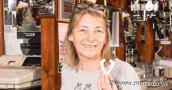 NHS surgeon invents gadget that stops snoring by zapping tongue with electricity - Mirror Online