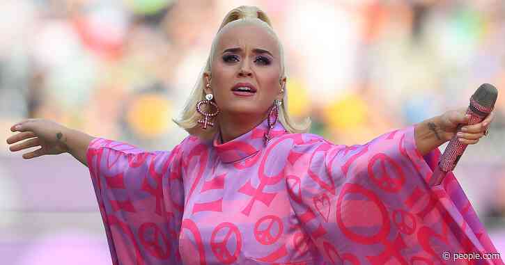 Pregnant Katy Perry Tells Fans 'I Hope It's a Girl' During Performance in Melbourne