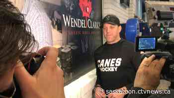 David Ayers, Zamboni driver who beat Leafs, arrives in Saskatoon - CTV News