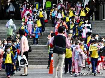 Avoid COVID-19 hotspots if travelling for March Break: Medical expert - Toronto Sun